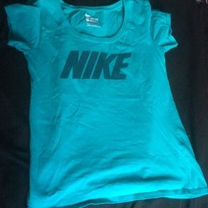 Nike tee